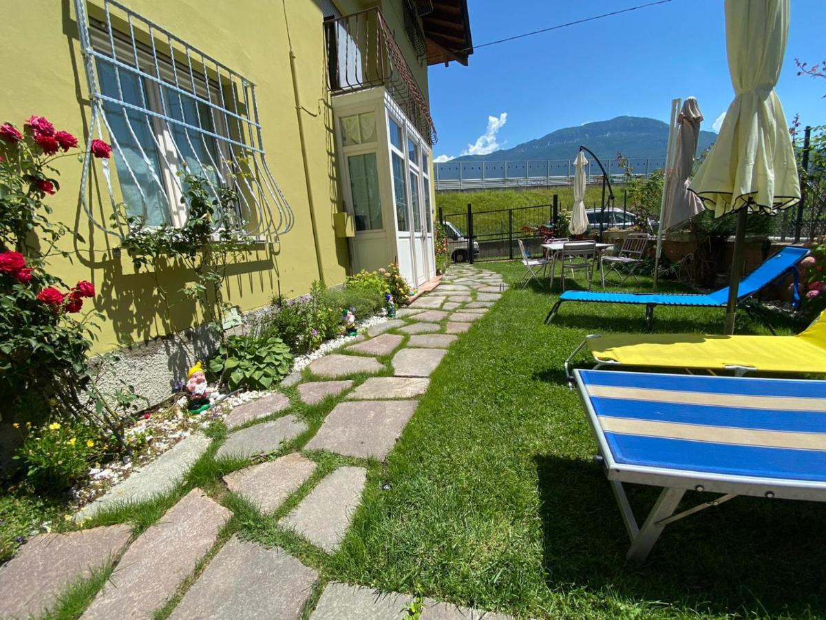 Ferienwohnung La Rondine Trient Exterior foto